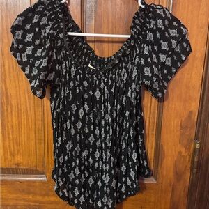 Rewind Black and White Floral Blouse